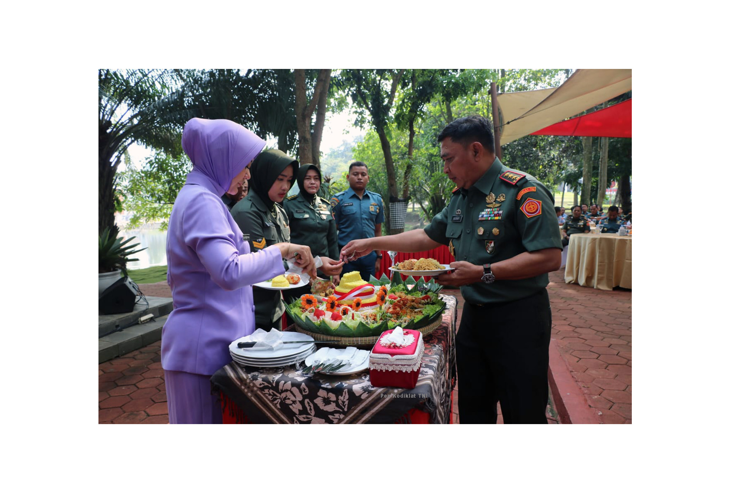 DANKODIKLAT TNI PIMPIN SYUKURAN HUT KE-15 KODIKLAT TNI TAHUN 2025