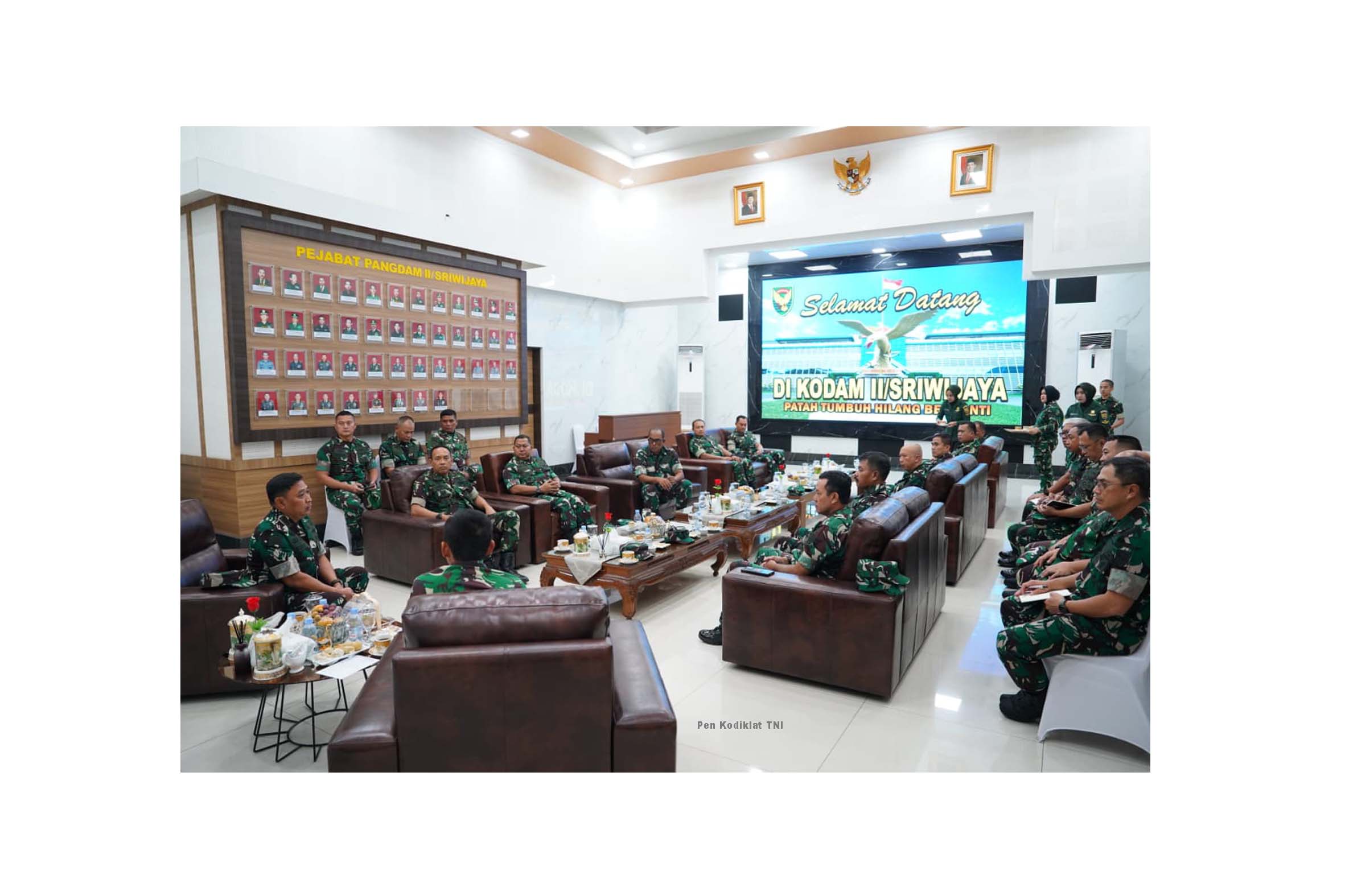 DANKODIKLAT TNI TINJAU MEDAN LATIHAN KODAM II/SWJ