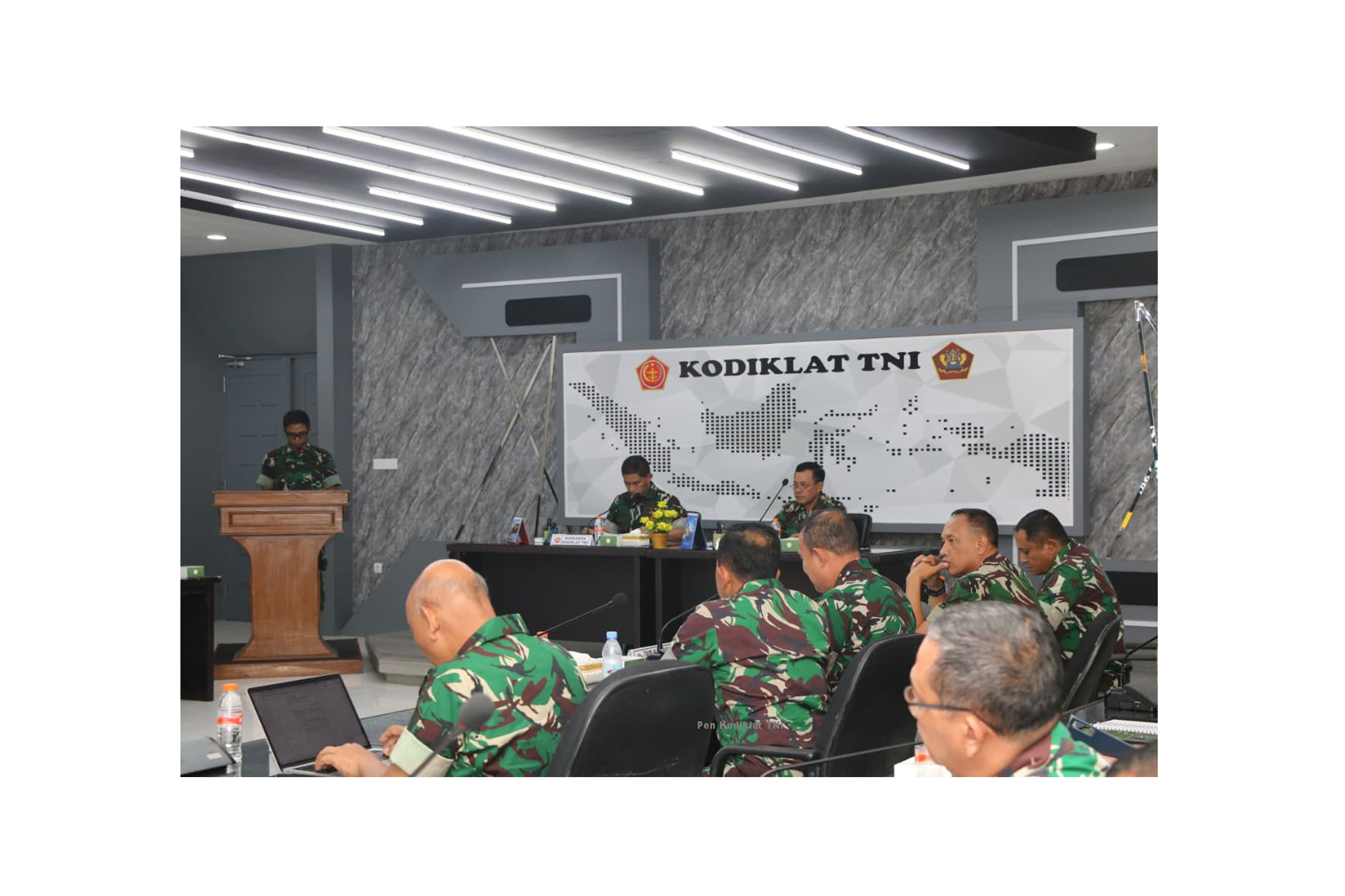 DANKODIKLAT TNI PIMPIN RAPAT RENDIKBANGSPES TNI