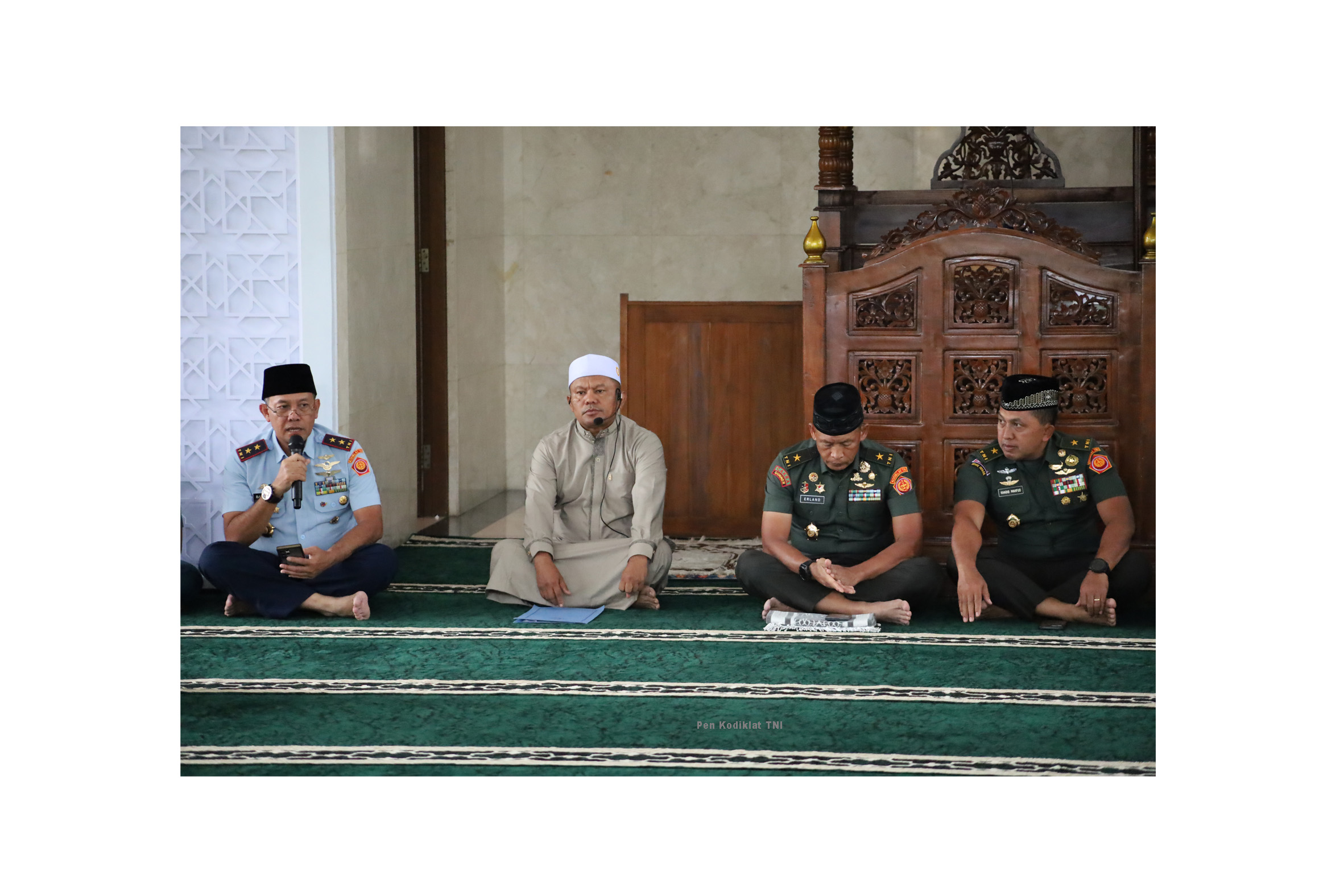 DALAM RANGKA PERGANTIAN TAHUN, KODIKLAT TNI GELAR DOA BERSAMA